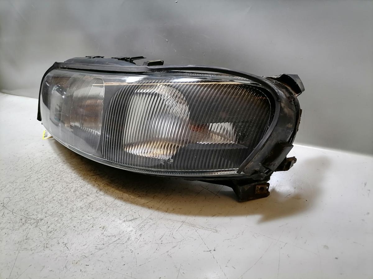 Volvo V70 2 original Scheinwerfer vorn links Halogen Bj.2000